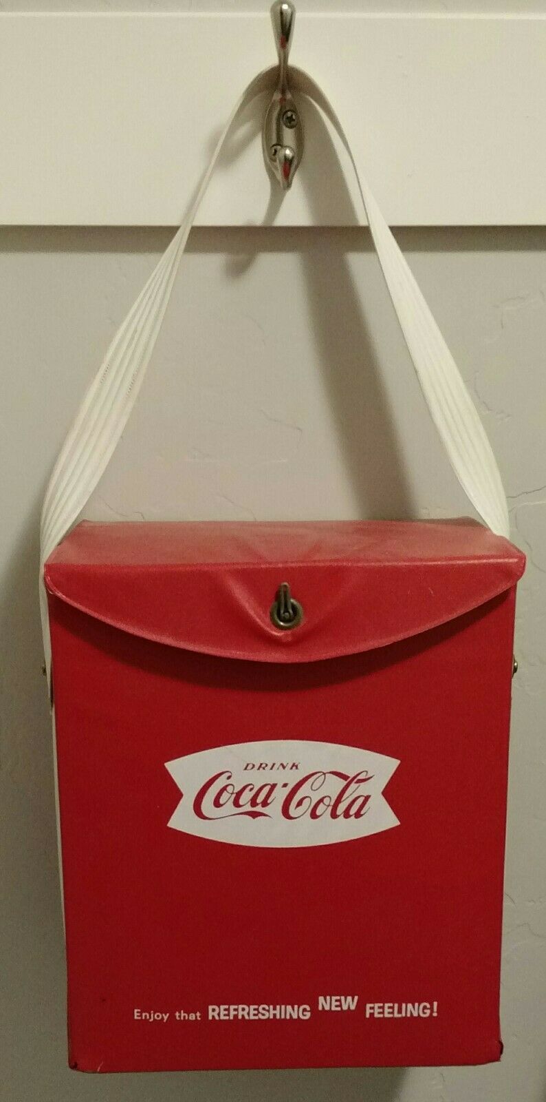 Coca Cola Vintage Insulated Vinyl Tote Cooler Enjoy That Refreshing New Feeling!